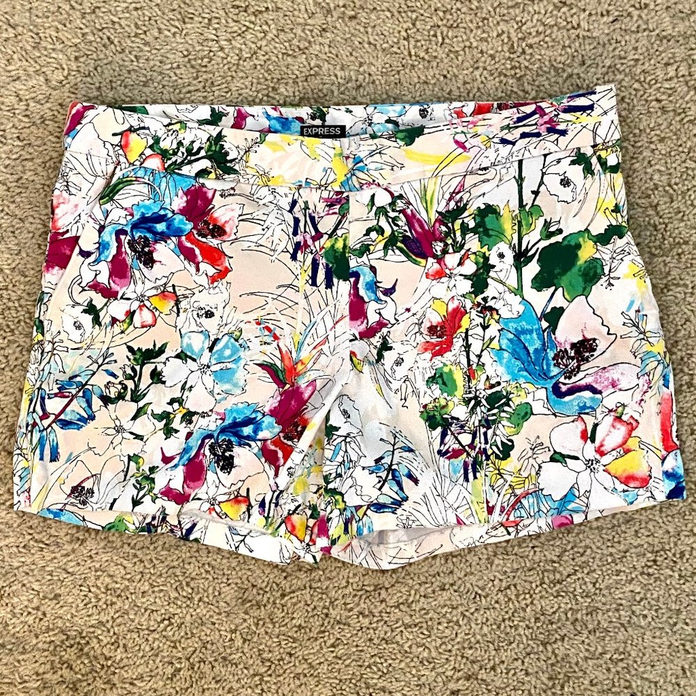 Express Side Zipper Floral Shorts - 3 inch inseam